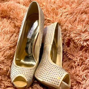 Jennifer Lopez bling blush pumps size 7.5